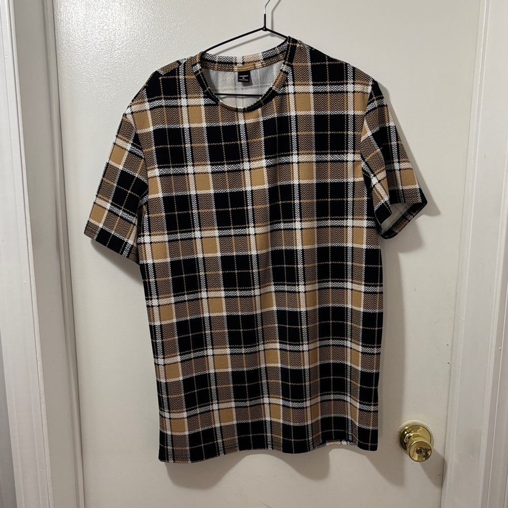 ❤️‍🔥Classic Plaid Short Sleeve Tee - Black, White, and Brown